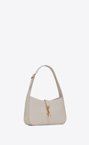 LE 5 À 7光滑皮革流浪包