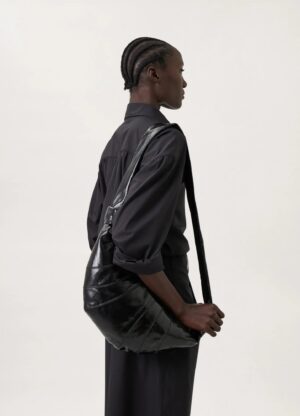 Croissant 中號牛角單肩包