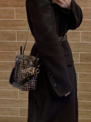 MON TRESOR迷你手提包