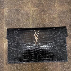 UPTOWN 鱷魚紋壓花閃亮真皮手拿包