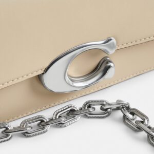 23 號徽標單肩包