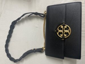 黑色徽標細節斜挎包