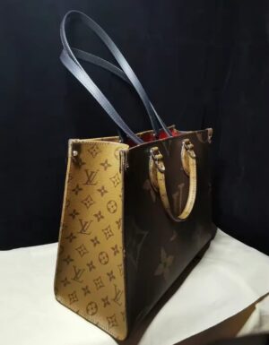 中號OnTheGo 手提包