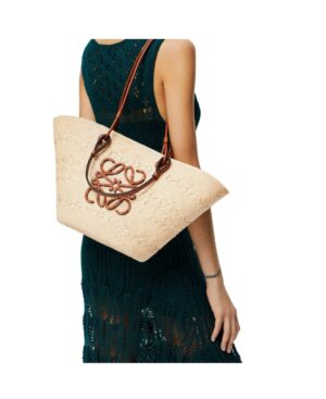 Anagram Basket 伊拉卡棕櫚纖維和牛皮革手提包