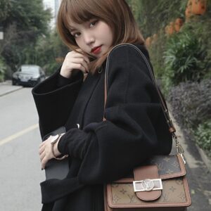 Mini Dauphine肩背包