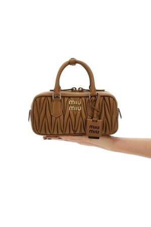 Arcadie拉鍊單肩包