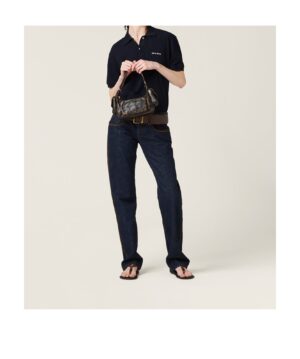 Pocket 徽標單肩包