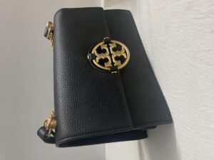 黑色徽標細節斜挎包