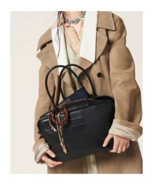 徽標拉鍊手提包