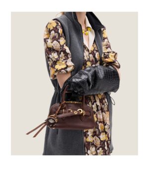 Aventure 迷你斜挎包