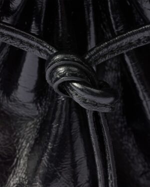 中號翻蓋單肩包